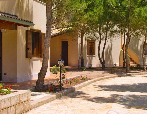 Residence Punta Longa Favignana Buitenkant foto